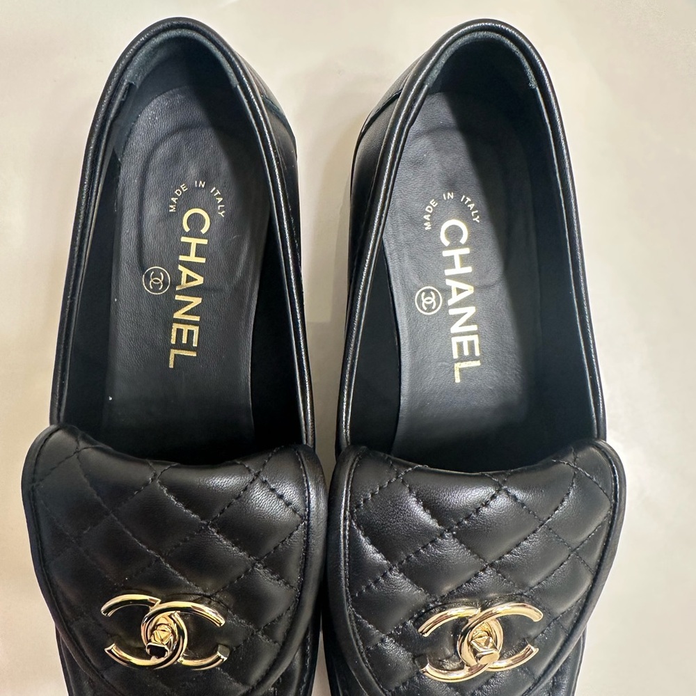 Chanel Black Loafers with Gold Accent - Picture 2 of 15